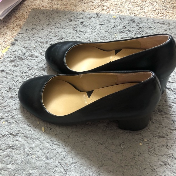 Adrienne Vittadini Platform Heels - Picture 2 of 6